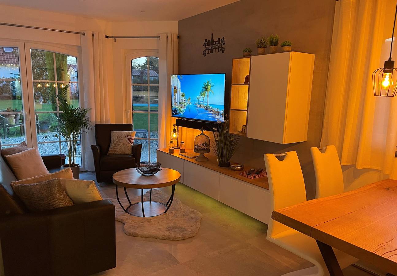 Ferienhaus mit Poolnutzung in Guntersblum, Circondario di Magonza-Bingen