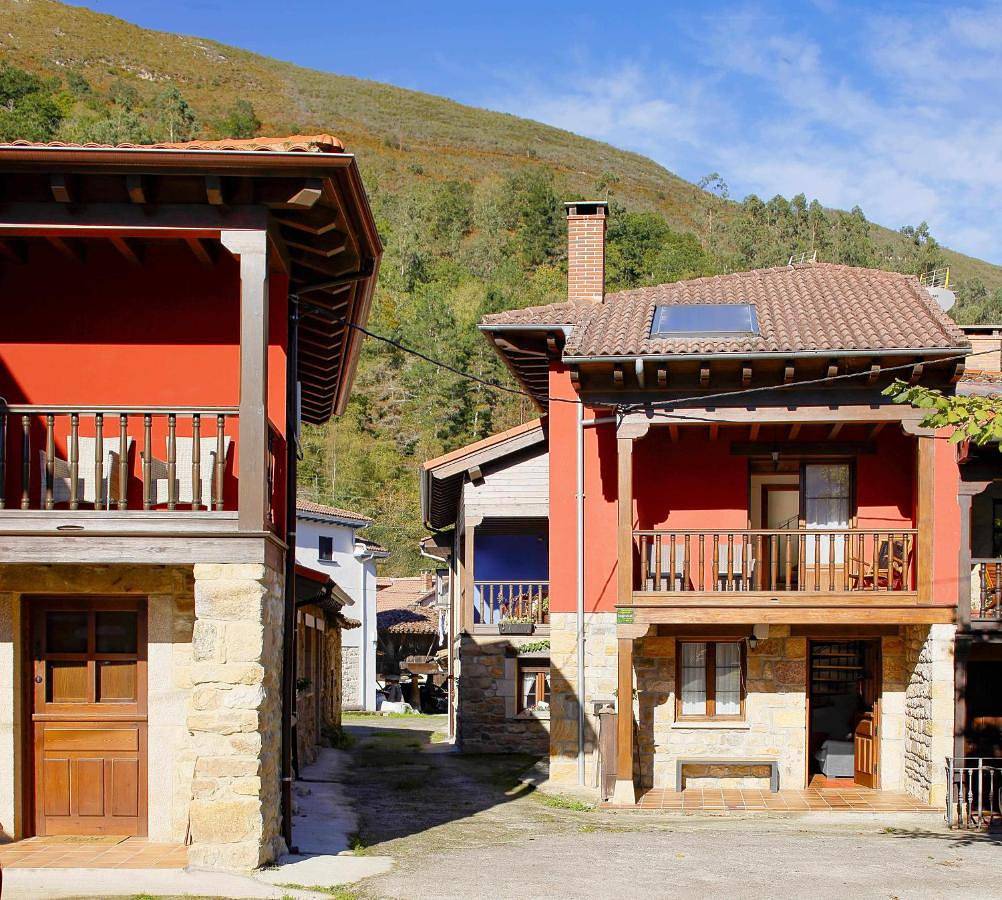 Two-Bedroom Chalet in Piloña, Cordillera Cantábrica