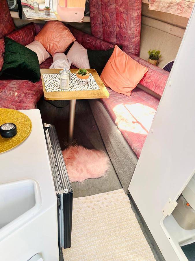 Bateau pour 3 personnes, avec terrasse et vue, animaux acceptés en Provence-Alpes-Côte d'Azur - 4