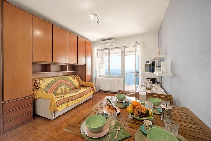Ferienwohnung für 4 Personen, mit Balkon und Meerblick in Imperia Provinz - 3