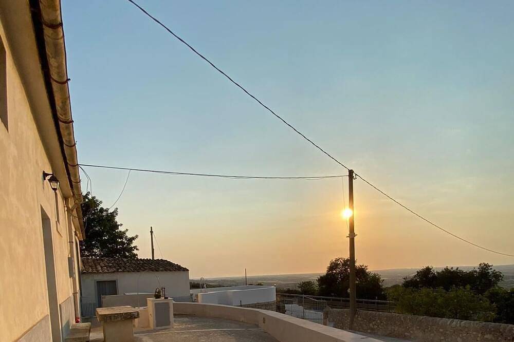 Ancient rural house, nature and tranquility in Comiso, Ragusa Provinz