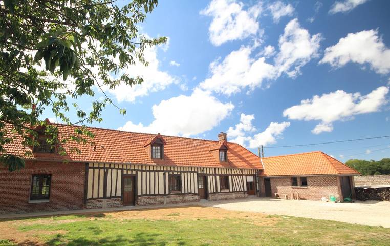 Gîte pour 8 personnes, avec jardin et terrasse