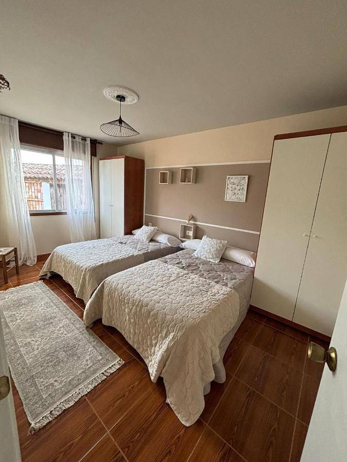 Casa de vacaciones para 8 personas, con jardín y vistas, Se admiten mascotas en Morrazo - 4