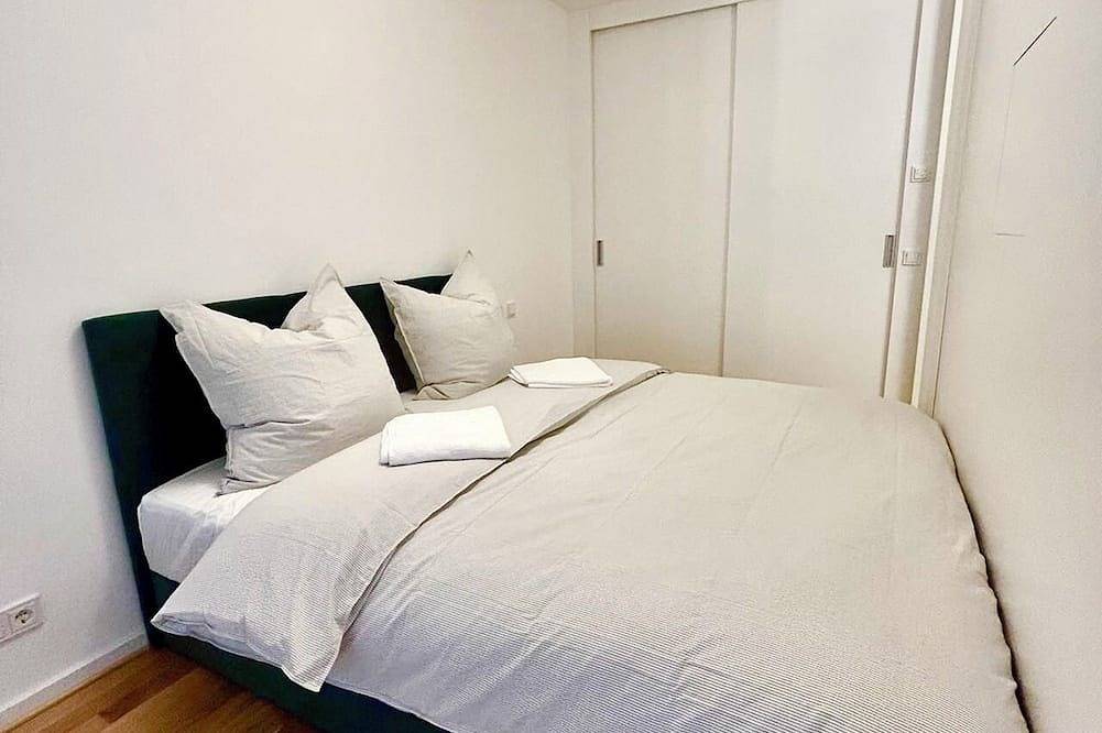 Ganze Wohnung, Beliebteste Wohnung im Zentrum in Altstadt (Dresden), Dresden
