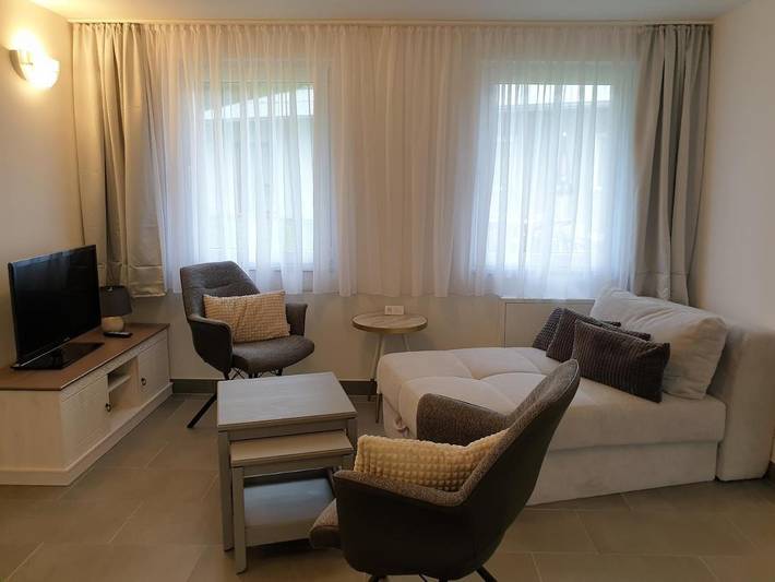 Apartmenthotel für 6 Personen, mit Ausblick und Sauna sowie Garten im Thüringer Wald - 2