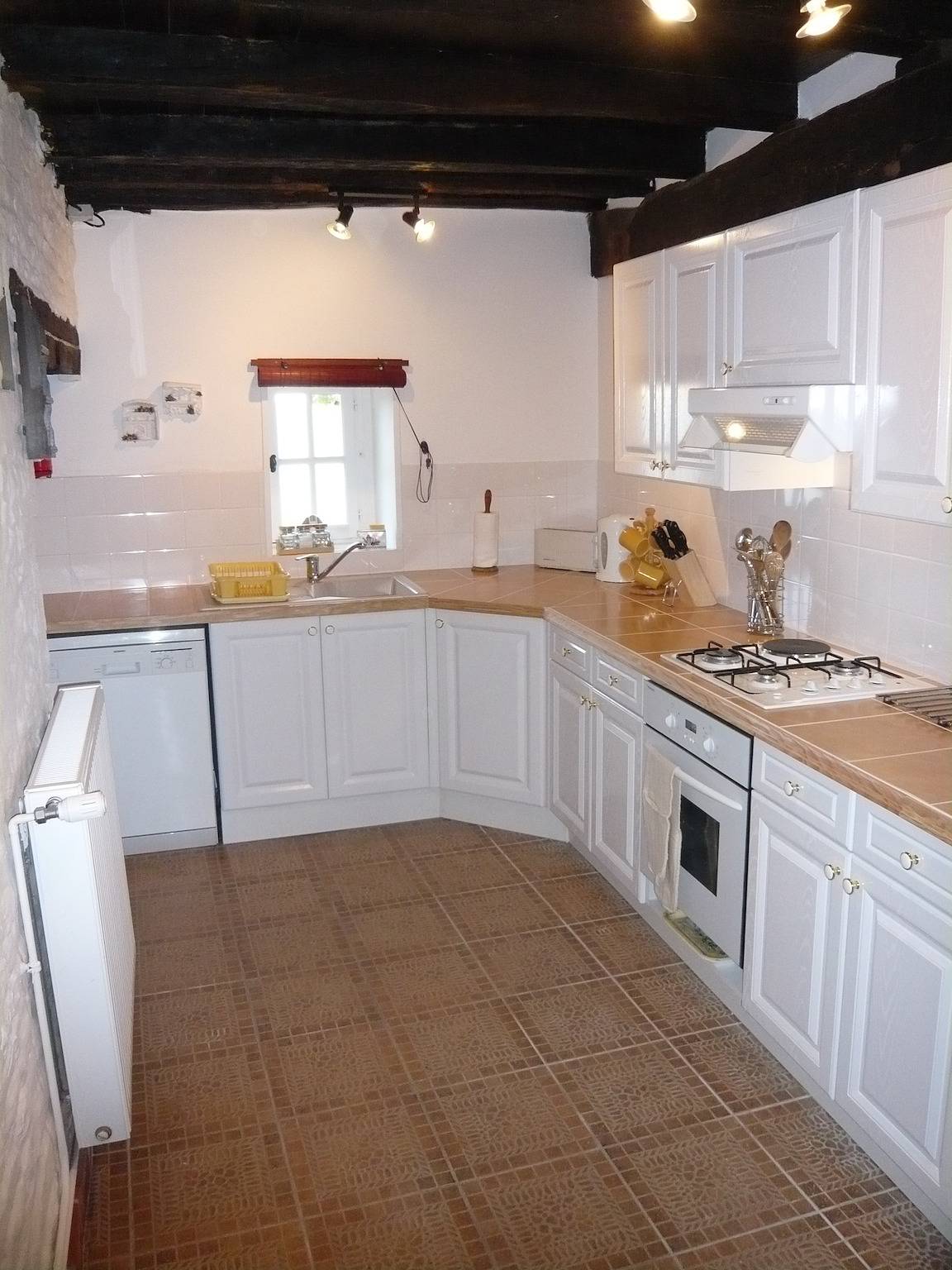 Le Manoir de La Foye - Le Gite du Portail in Vinax, Région de Saint-Jean-d'Angély