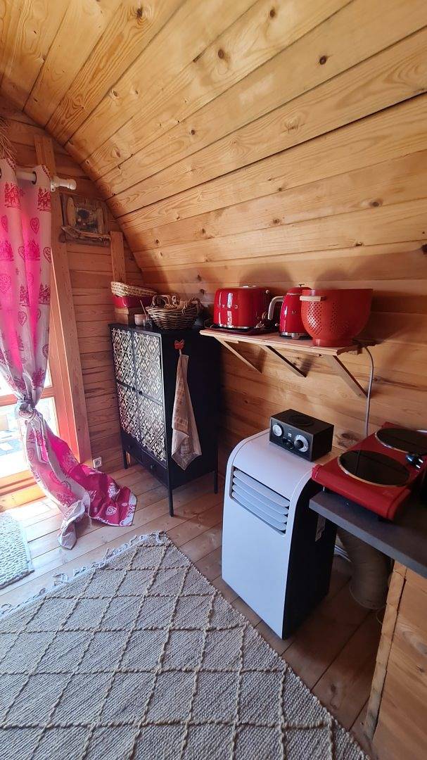 La Cabane du Sans Souci dans le Verdon in Aups, Région de Brignoles