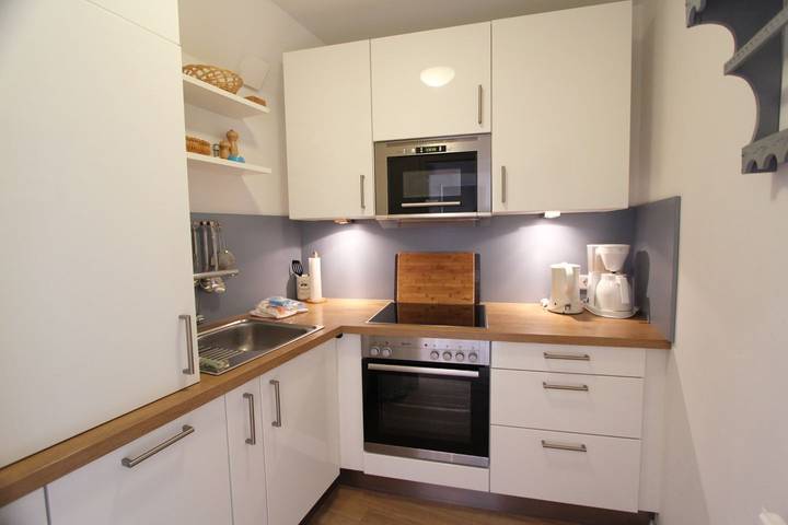 Ferienwohnung für 3 Personen, mit Terrasse in Wenningstedt - 4