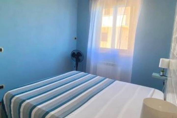 Apartamento entero, Mareporto House-Free Wifi- 7 minutes from Airport of Fiumicino Rome in Fiumicino, Provincia de Roma