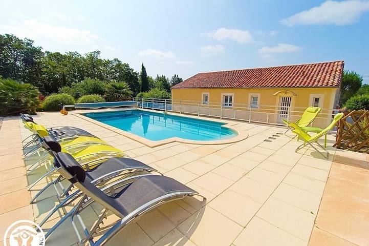 Location de vacances pour 6 personnes, avec Jardin à Cieurac
