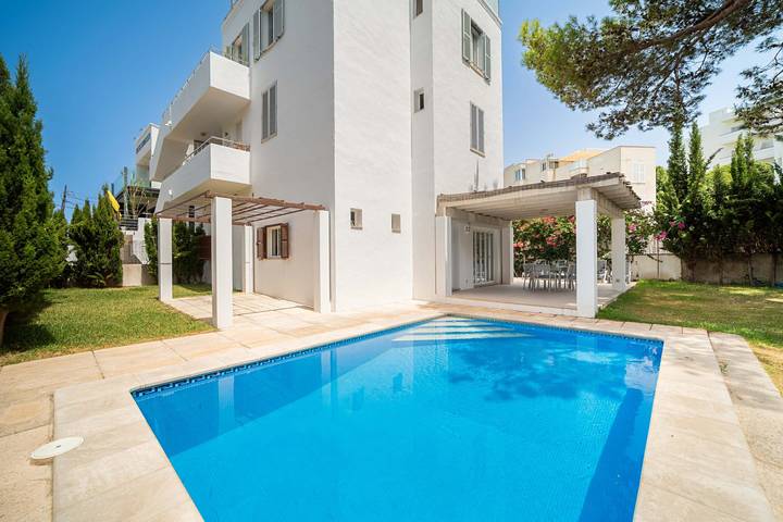 Casa rural para 6 personas, con balcón y jardín en Pollença