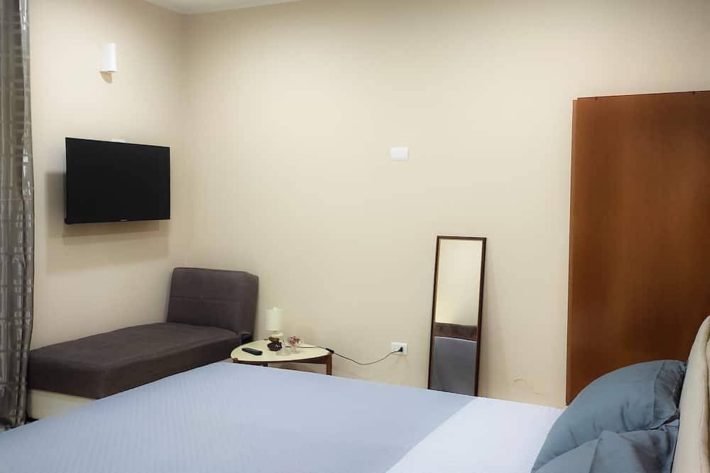 Entire apartment, 76 Avenue Suites - Very close to the city center in Reggio Calabria, Reggio Calabria Province