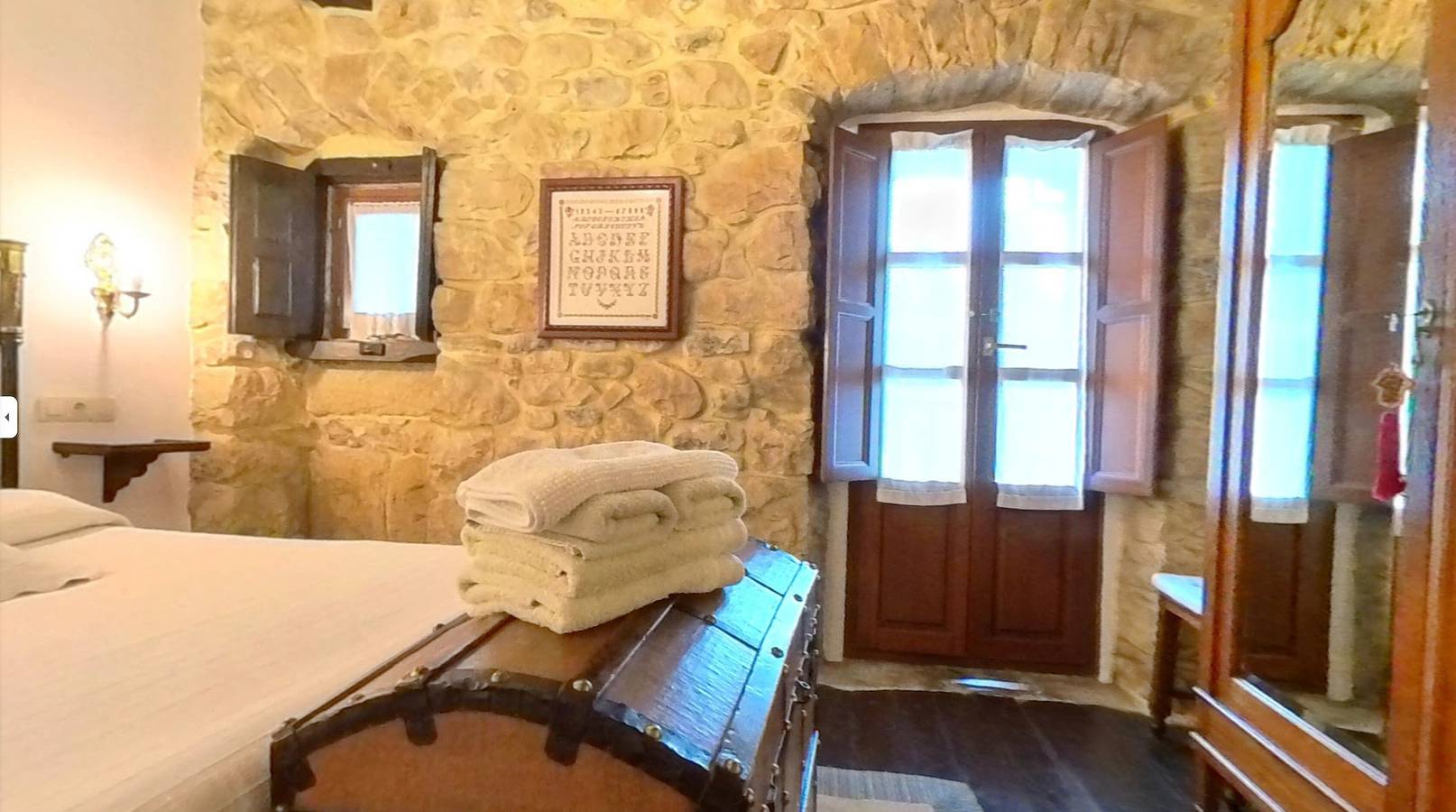 Landhaus in Cabrales, Picos de Europa, mit Bergblick und Balkon in Las Arenas (Cabrales), Cabrales