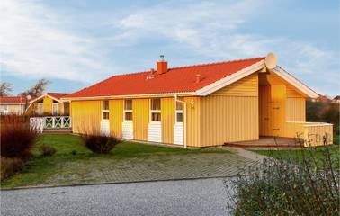 Ferienhaus für 12 Personen, mit Sauna und Terrasse sowie Pool und Whirlpool an der Nordsee