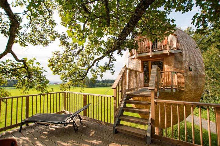 Ferienwohnung für 6 Personen, mit Sauna und Ausblick sowie Garten, mit Haustier
