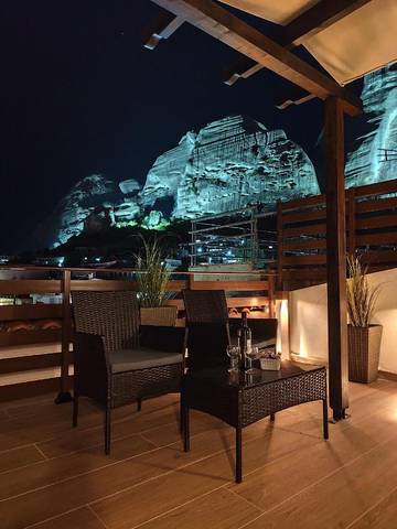 Gîte pour 2 personnes, avec terrasse et vue dans Kalambáka