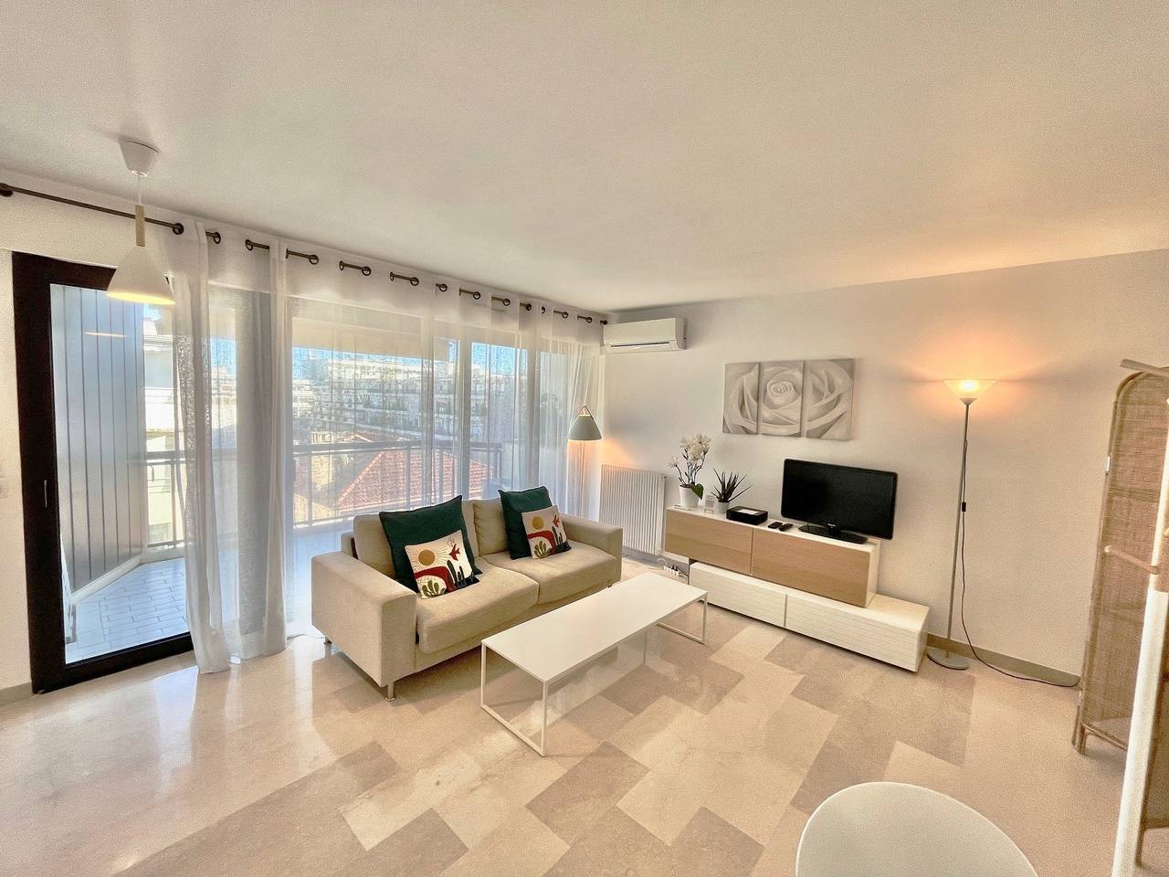 Studio entier, Les jardins de la Croisette 6 in Cannes, Côte méditerranéenne (France)