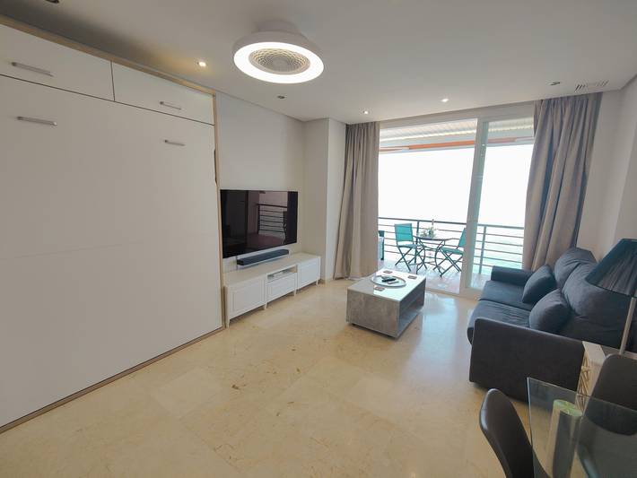Gîte pour 3 personnes, avec Vue sur l’océan ainsi que Balcon et Piscine à Torremolinos - 3