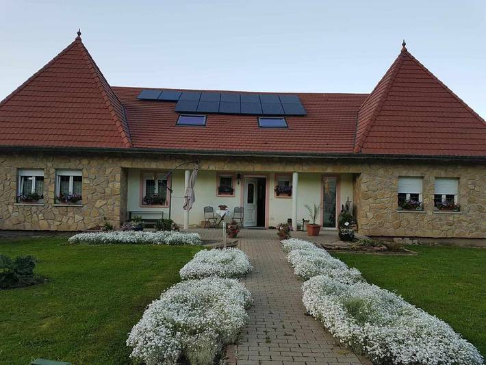 Gîte pour 4 personnes, avec Jardin et Vue dans Métairies-Saint-Quirin