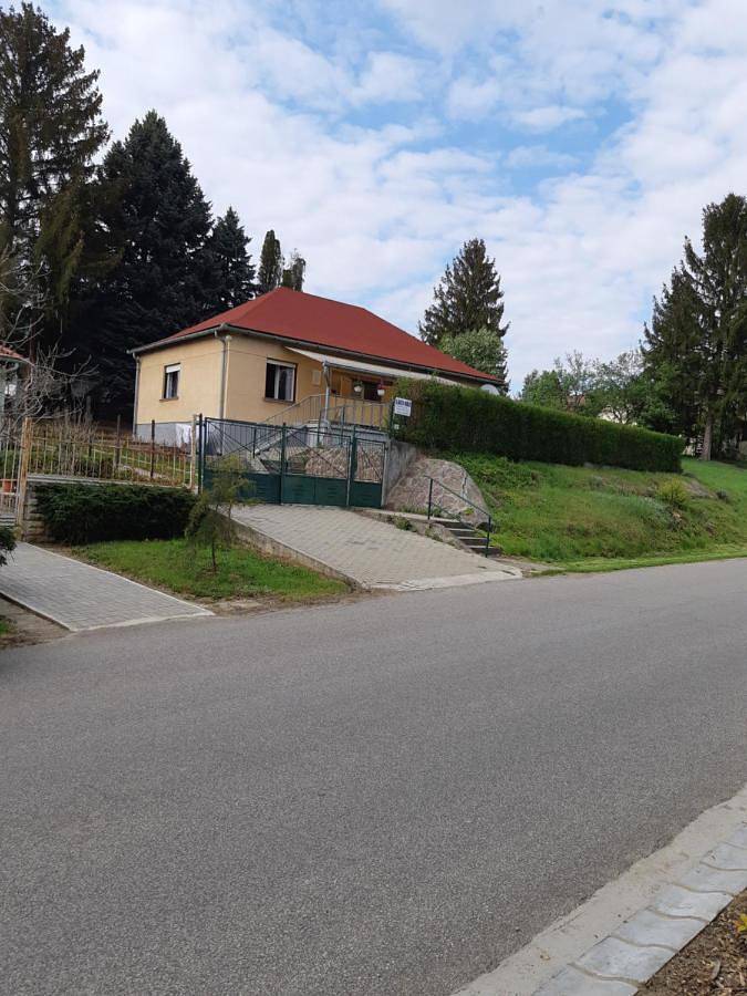 Ferienhaus für 6 Personen, mit Garten und Terrasse - 1