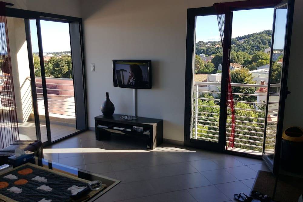 Apartamento entero, Apartamento T2 con vistas al mar de 45m2 + 15m2 de terraza - Haute Corse in Folelli, Penta-di-Casinca