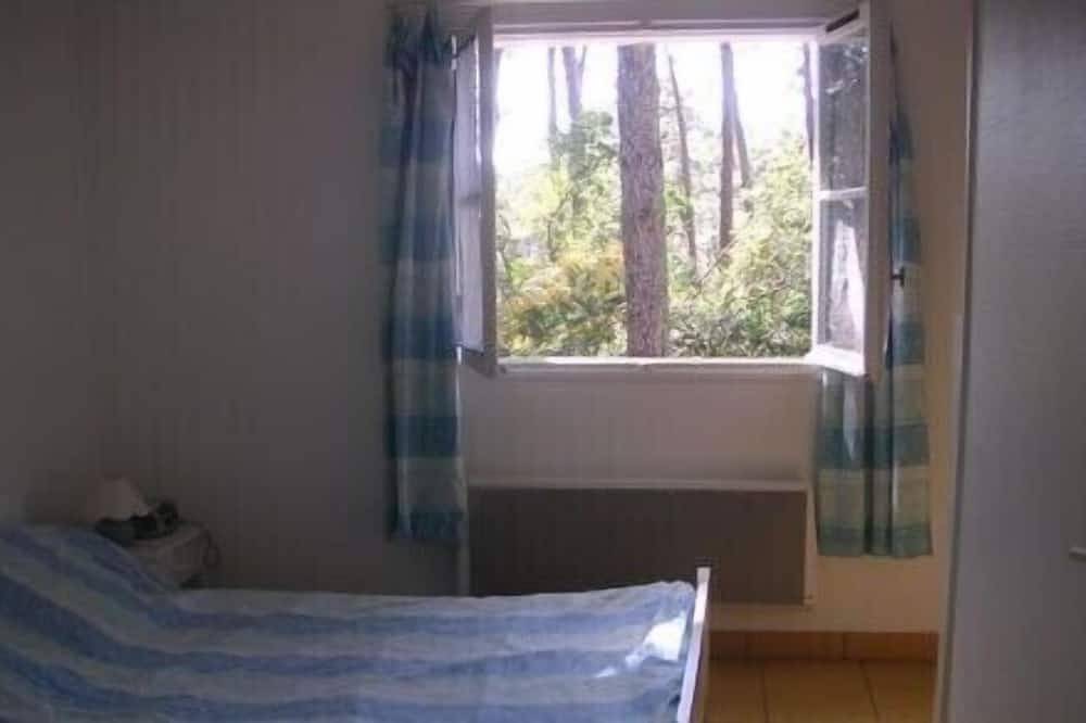 Villa in les abatilles area, quiet dead-end street, house with garden in Le Moulleau, Arcachon