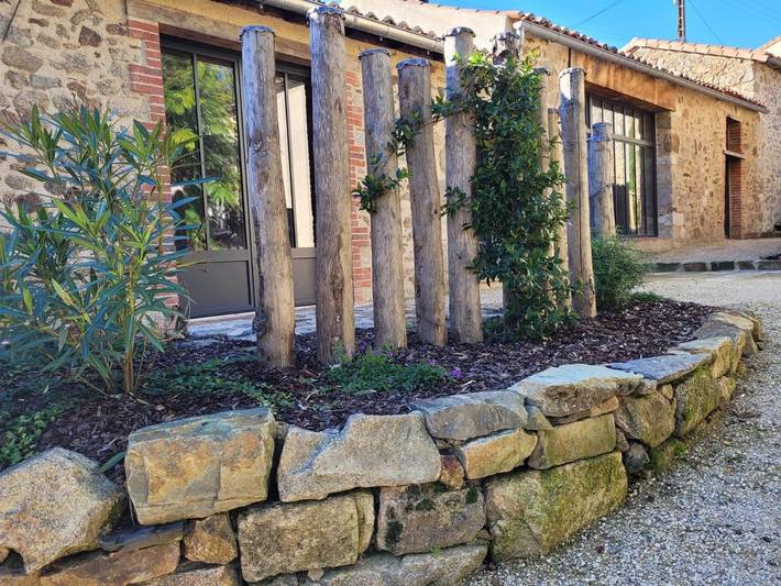 Chambre d’hôte pour 2 personnes, avec vue ainsi que jardin et terrasse à Pouzauges