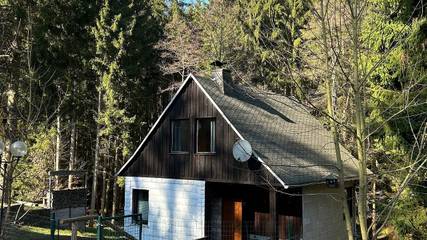Ferienhaus für 4 Personen, mit Garten im Thüringer Wald