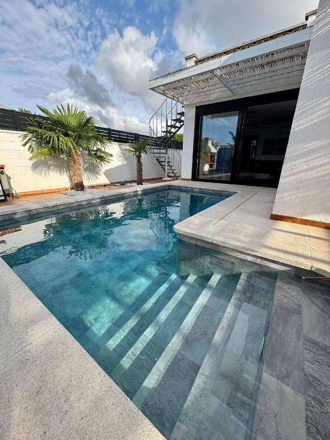 Finca für 10 Personen, mit Pool und Ausblick sowie Garten und Terrasse in Cambrils
