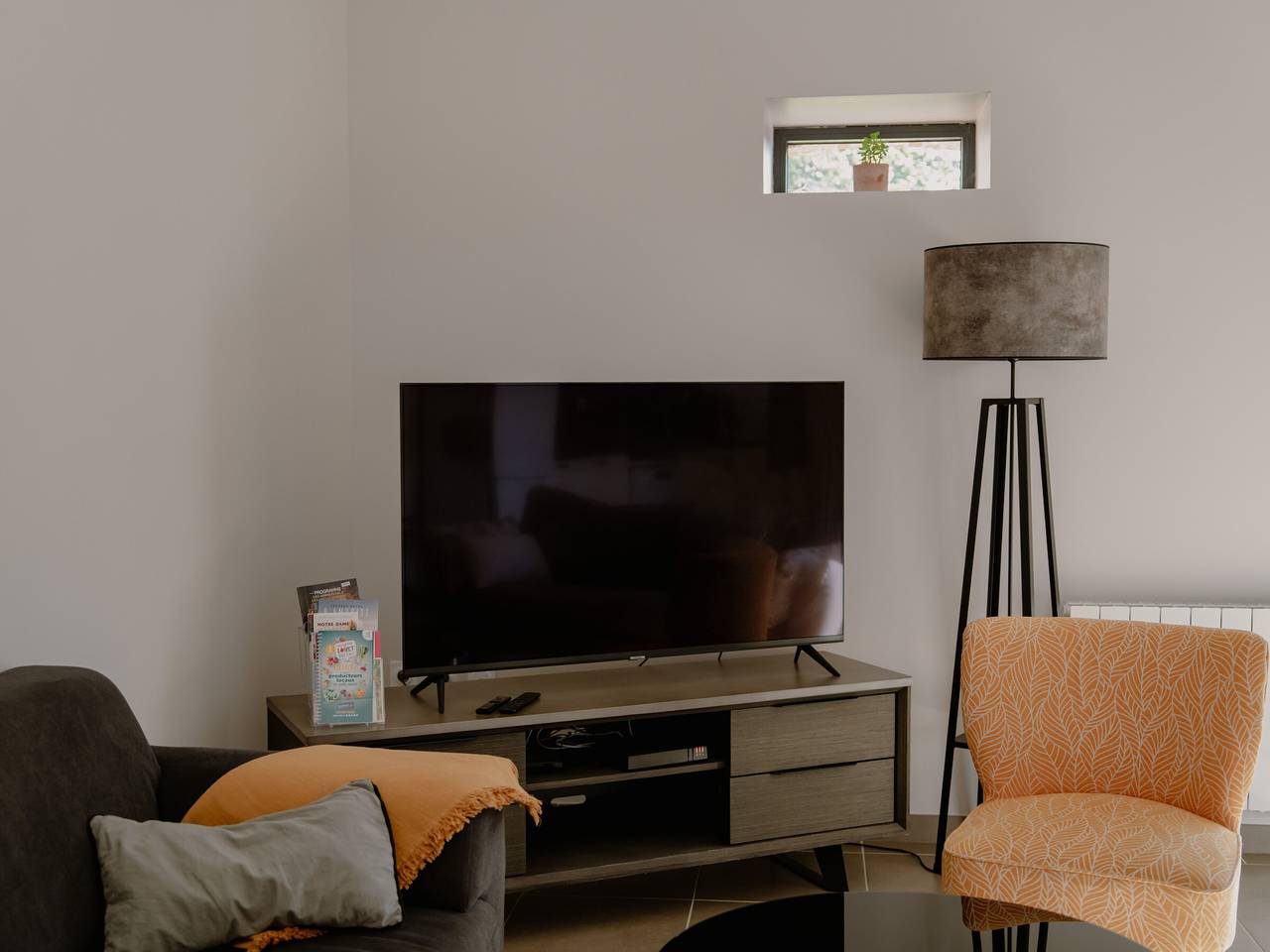 Gran casa rural espaciosa y moderna con jardín y actividades en Val de Loire in Huisseau-sur-Mauves, Valle del Loira