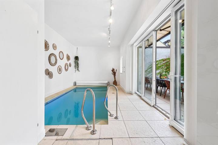 Ferienhaus für 16 Personen, mit Pool und Garten sowie Ausblick und Sauna, kinderfreundlich in Wien - 2