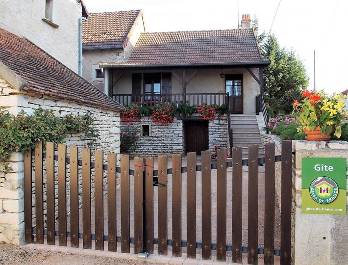 Gîte pour 4 personnes, avec jardin