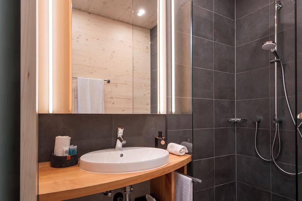 Ganze Wohnung, Hohentwiel Apartments - Ferienwohnungen am Bodensee in Singen, Hegau