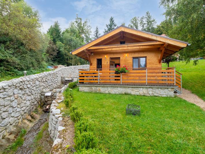 Ferienhaus für 4 Personen, mit Terrasse und Garten in Westböhmen