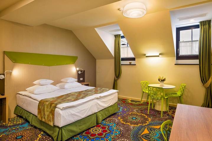 Appart’hôtel pour 2 personnes, avec vue et jardin