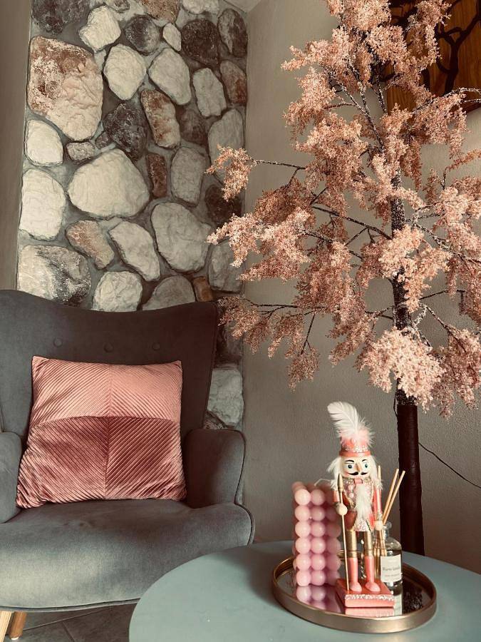 Gîte pour 2 personnes, avec jardin et vue, animaux acceptés dans Kalambáka