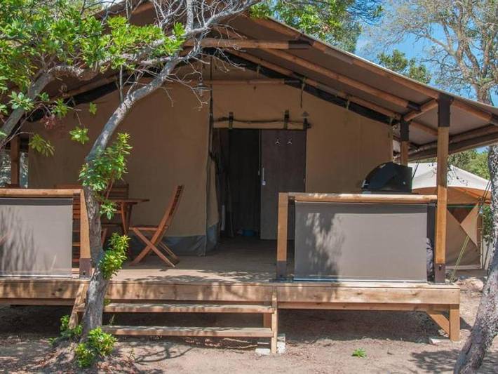 Camping pour 5 personnes, avec bassin pour enfant en Corse - 2