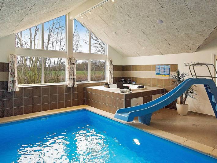 Ferienhaus für 16 Personen, mit Terrasse und Pool in Olpenitz - 4