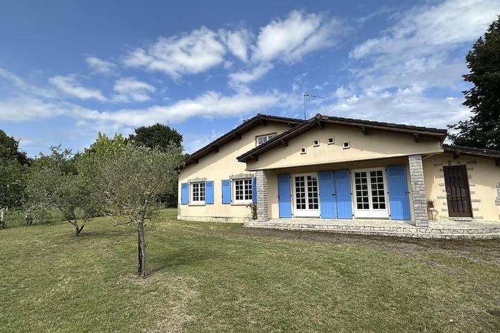 Location de vacances pour 6 personnes, avec jardin dans Lac d'Arjuzanx