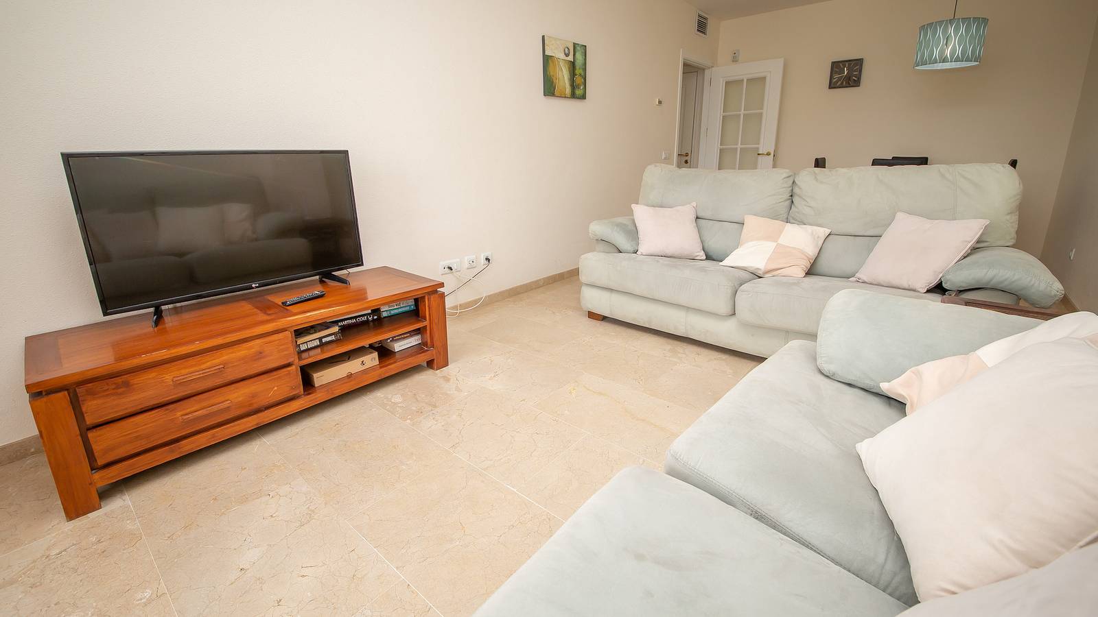 Entire apartment, Marina Real 124 in Puerto de la Duquesa, Manilva
