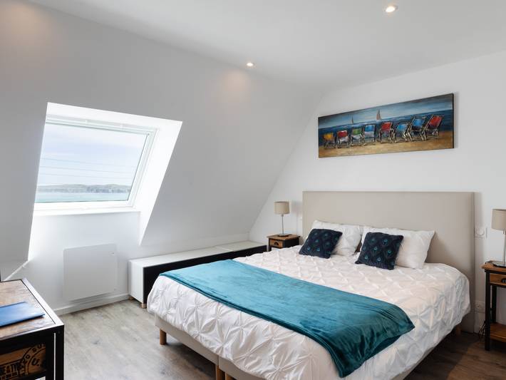 Maison d'hôtes « Ile Tomé » – 2e étage, vue mer, Wi-Fi in Perros-Guirec, Côte de Granit Rose