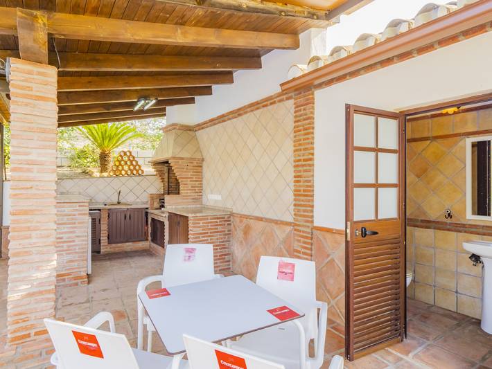 Cubo's Casa Palmar de la Zarza in Pizarra, Cordillera Penibética