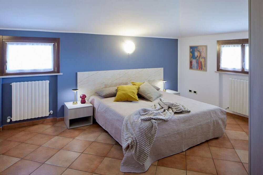 Villa Candelara - Private Villa, 6 Zimmer, Pool, Klima, Wlan, Meer, Marken in Pesaro, Valle del Metauro