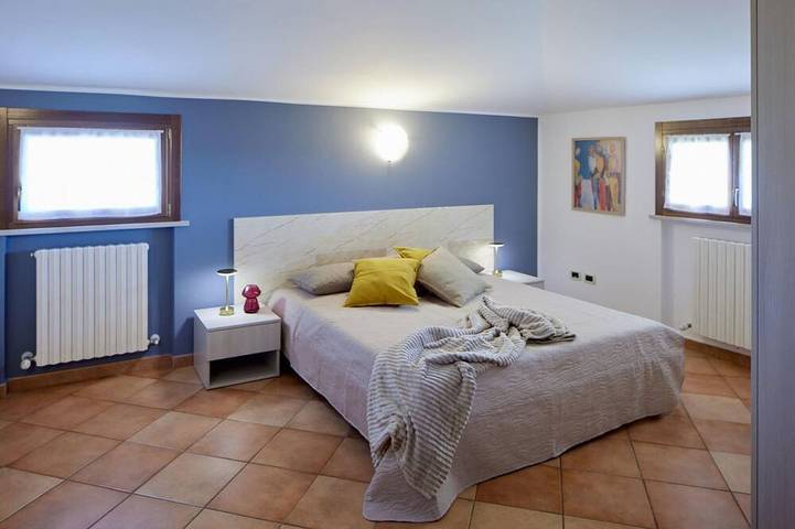 Villa Candelara - Private Villa, 6 Zimmer, Pool, Klima, WLAN, Meer, Marken in Pesaro, Valle del Metauro