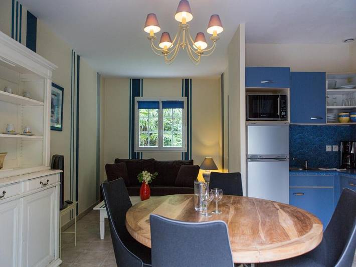 Location de vacances pour 6 personnes, avec piscine et terrasse, animaux acceptés à La Bastide-Clairence - 3