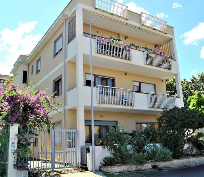 Ferienwohnung für 4 Personen, mit Balkon und Ausblick - 1