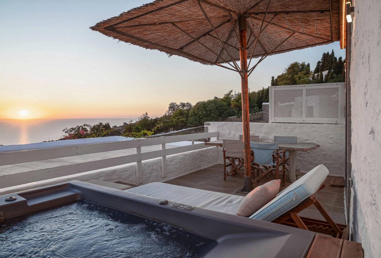 Lavish Patmos Villa | Villa Aetheria | Breathtaking Sea Views | Private Furnished Terrace with Jacuzzi  | Peaceful Outdoor Ambiance | Prime Location in Patmos Ville, Dodécanèse