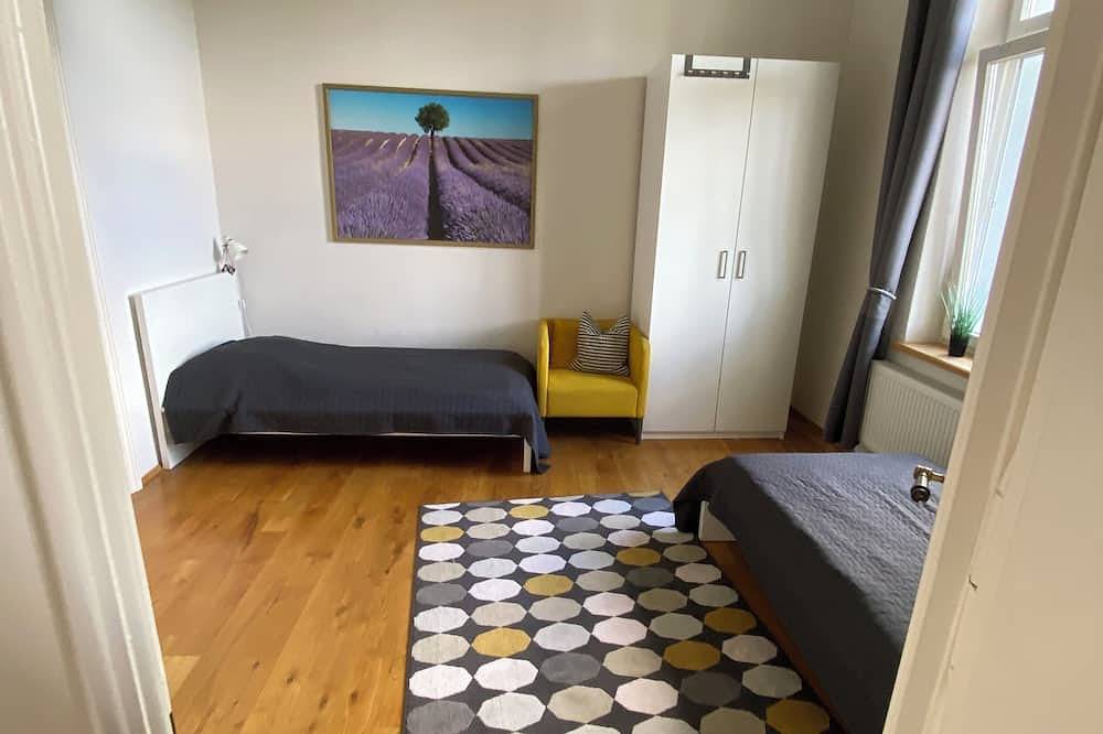 Ganze Wohnung, Traum-Jugendstilwohnung Bergstr. 18 Eg in Coburg, Oberes Maintal - Coburger Land