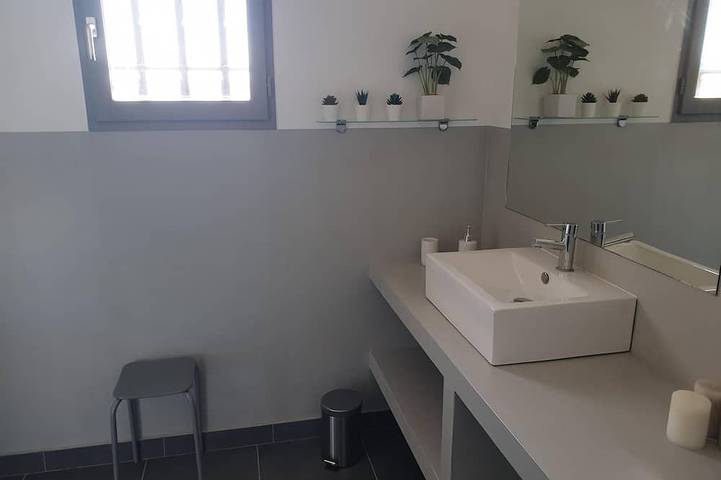 Location de vacances pour 2 personnes, avec piscine à Cournanel - 2