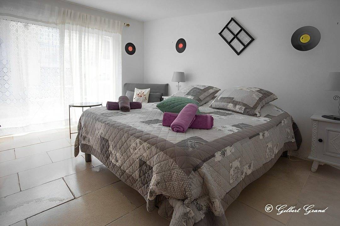 Chez Maguy - Chambre 2 in Robion, Parc naturel régional du Luberon